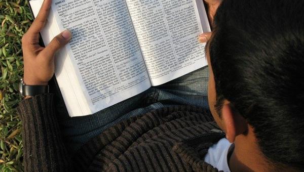 ENSINO DE EDUCAÇÃO ESPECIAL E ENSINO RELIGIOSO