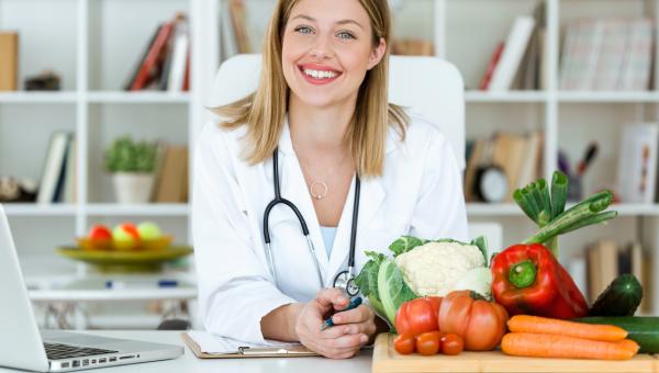 ESTUDOS EM NUTRIÇÃO APLICADA A ENFERMAGEM