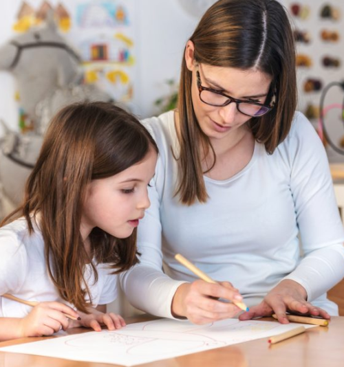 ATENDIMENTO EDUCACIONAL ESPECIALIZADO: EDUCAÇÃO INFANTIL E ANOS INICIAIS